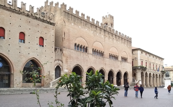 rimini piazza cavour